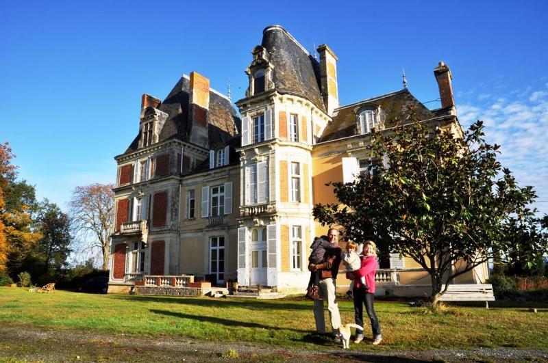 Chateau Le Breil Coron Bagian luar foto